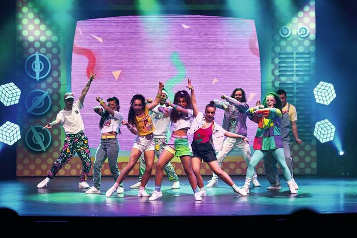 Marella Cruises Marella Discovery Broadway Show Lounge ©Tom Fallon.jpg